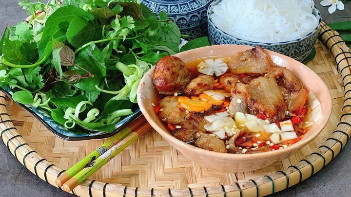 河内河粉、烤肉米线与北越街头美食