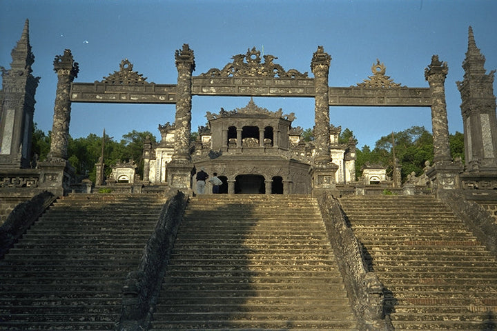 啟定帝陵實景