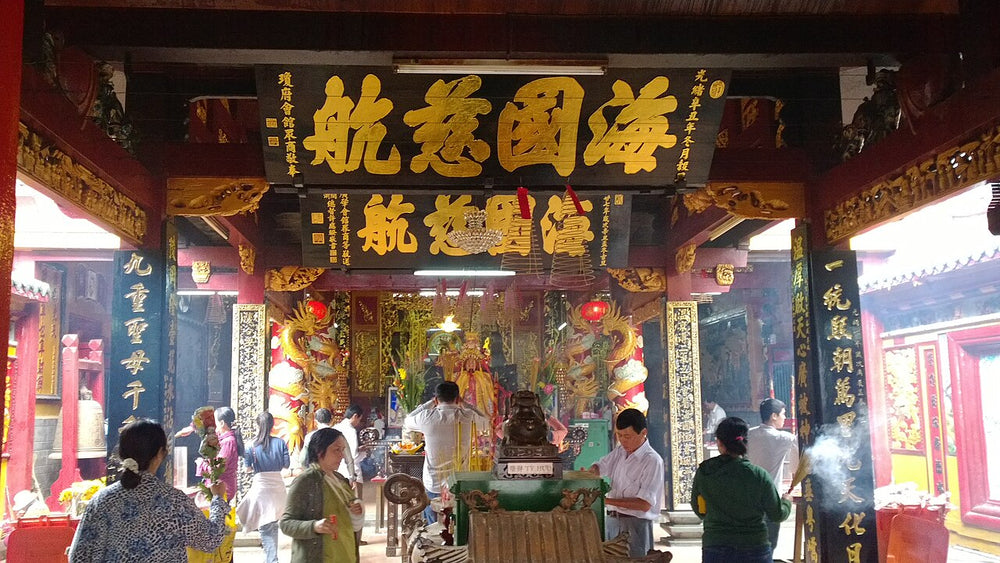 堤岸天后宮實景照片：Chua thien hau Quan 5, tp ho Chi minh, Vietnam - panoramio