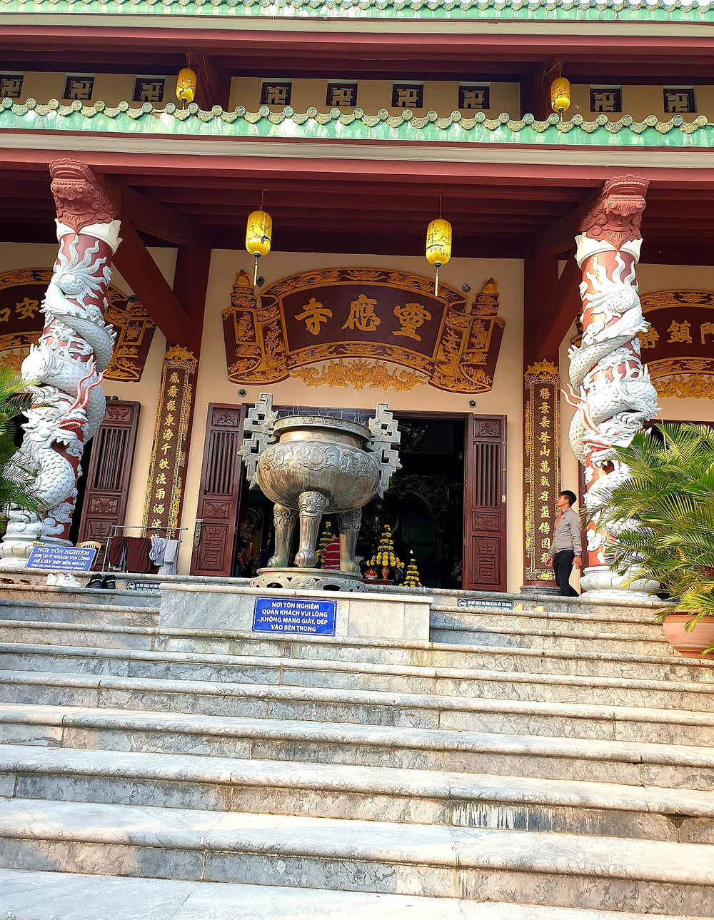 山茶半島靈應寺實景照片：Chùa Linh Ứng (chánh điện) tại Sơn Trà, Đà Nẵng, tháng 3 năm 2021 (36)