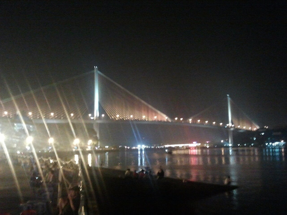 白雀海灘與夜市實景照片：Cau Bai Chay ve dem