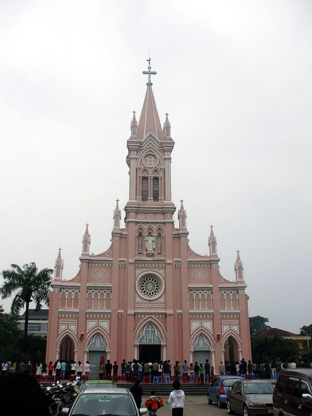 峴港粉紅大教堂實景照片：Nhà thờ Con Gà Đà Nẵng