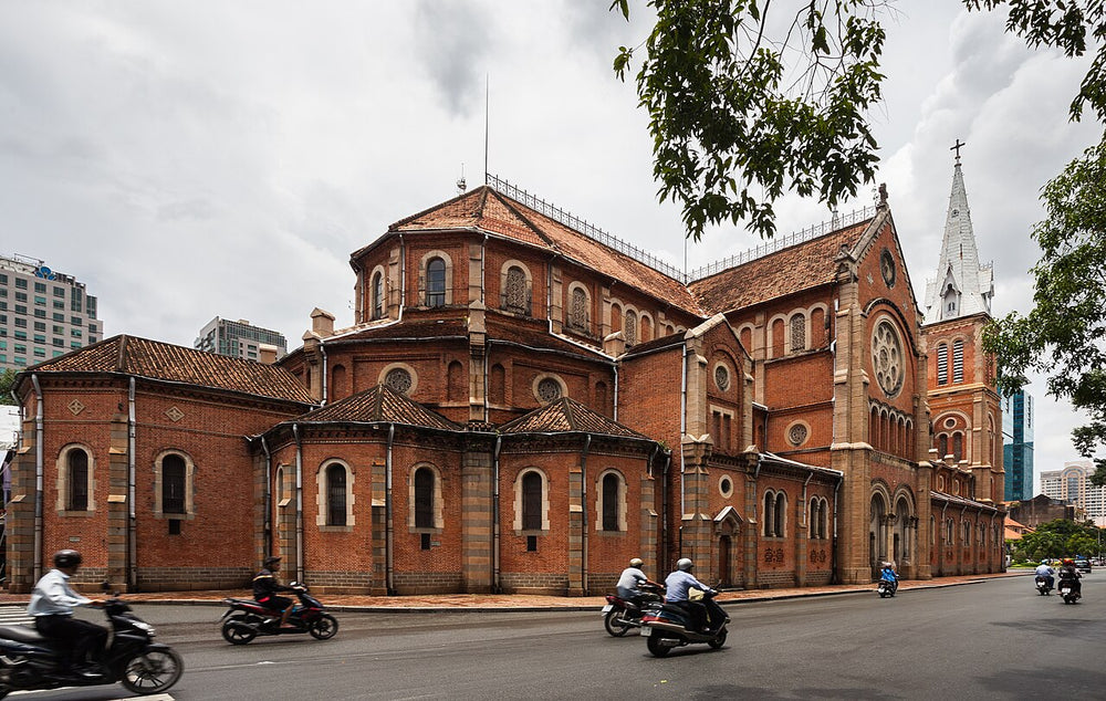 西貢聖母聖殿主教座堂實景照片：Basílica de Nuestra Señora, Ciudad Ho Chi Minh, Vietnam, 2013-08-14, DD 01