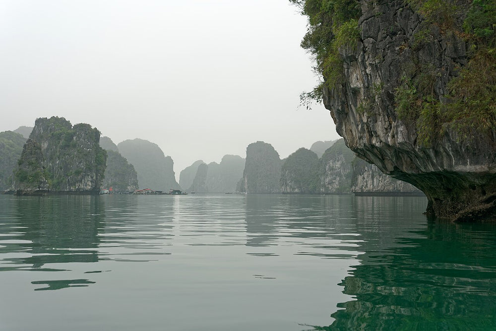 吉婆島實景照片：Islands southeast of Cat Ba Island in Vietnam, 20240131 1402 4656