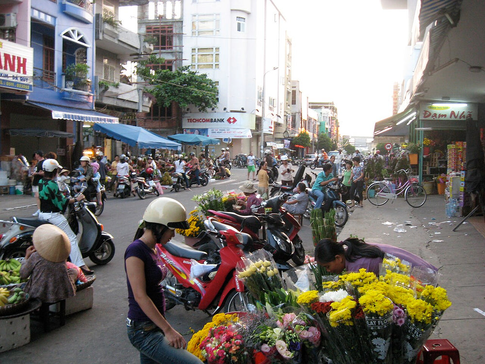 韓市場實景照片：Flowers outside Han Market