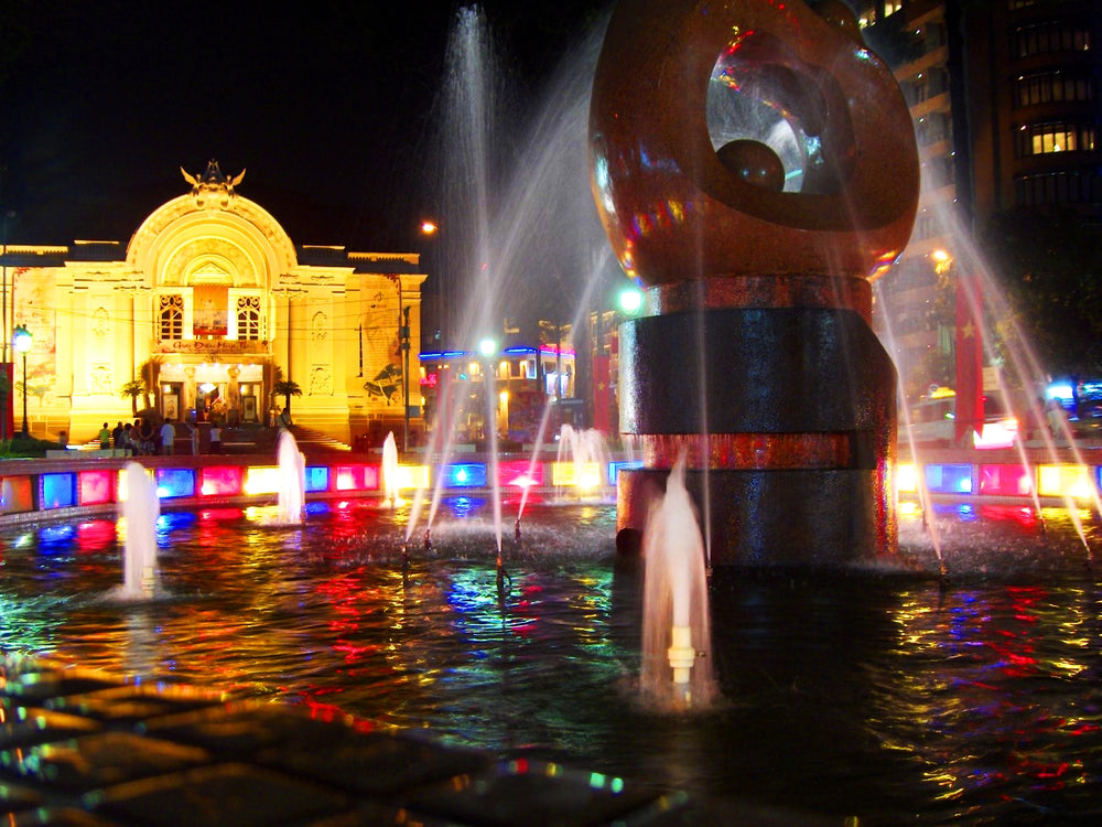 胡志明市大劇院實景照片：2005-08-18 Théâtre de Saigon