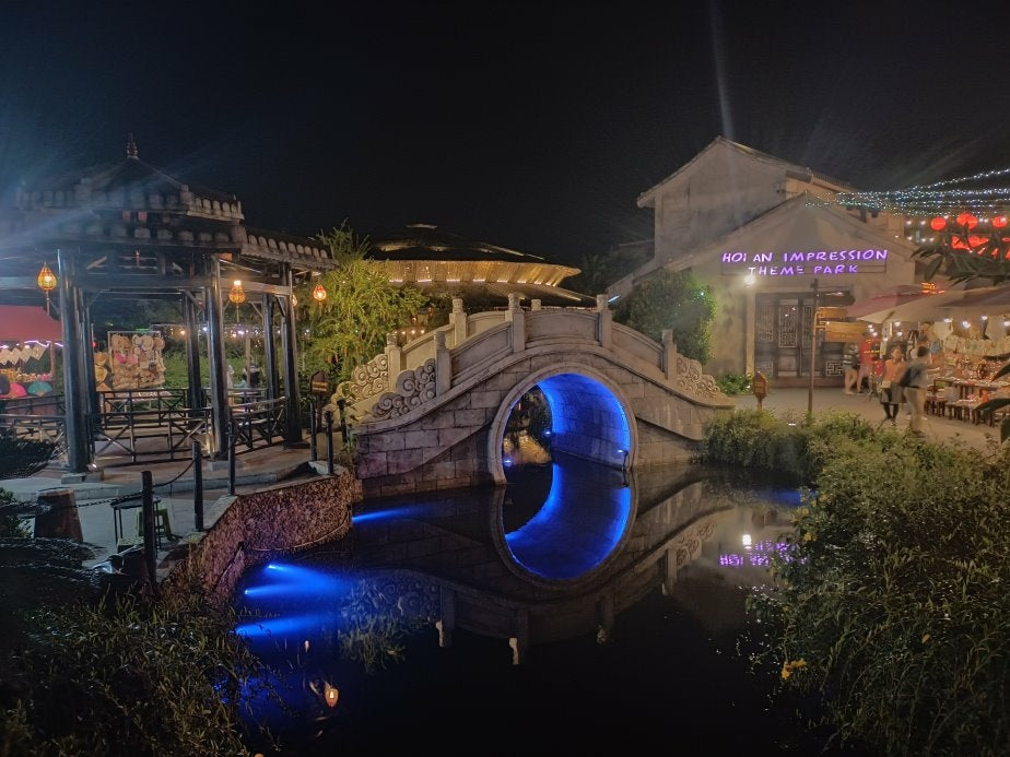 會安印象島的夜間園區