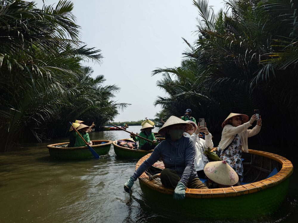 錦清水椰林的河道與船家